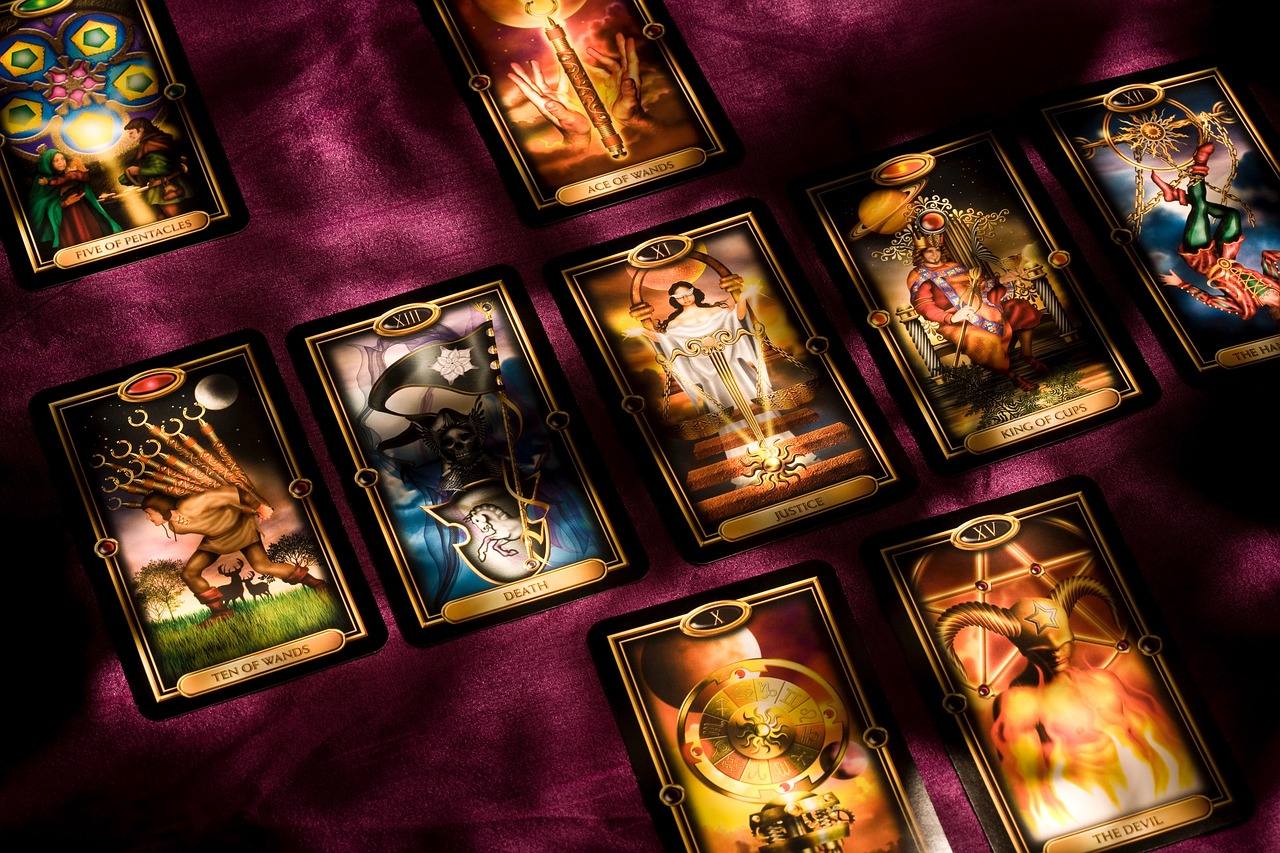A Good Psychic Reading on Your Phone: The Pocket Checklist